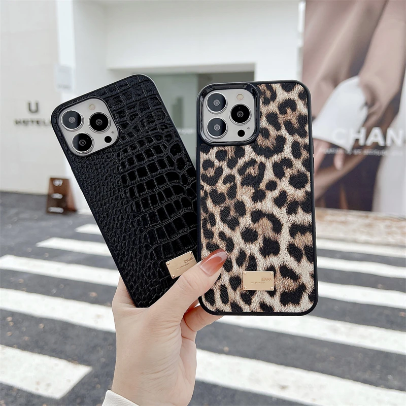 

Luxury Leopard Snake Crocodile Metal Label phone case protection for iPhone 15 13 12 11 14 Pro Max 15 Plus XS XR X Coque