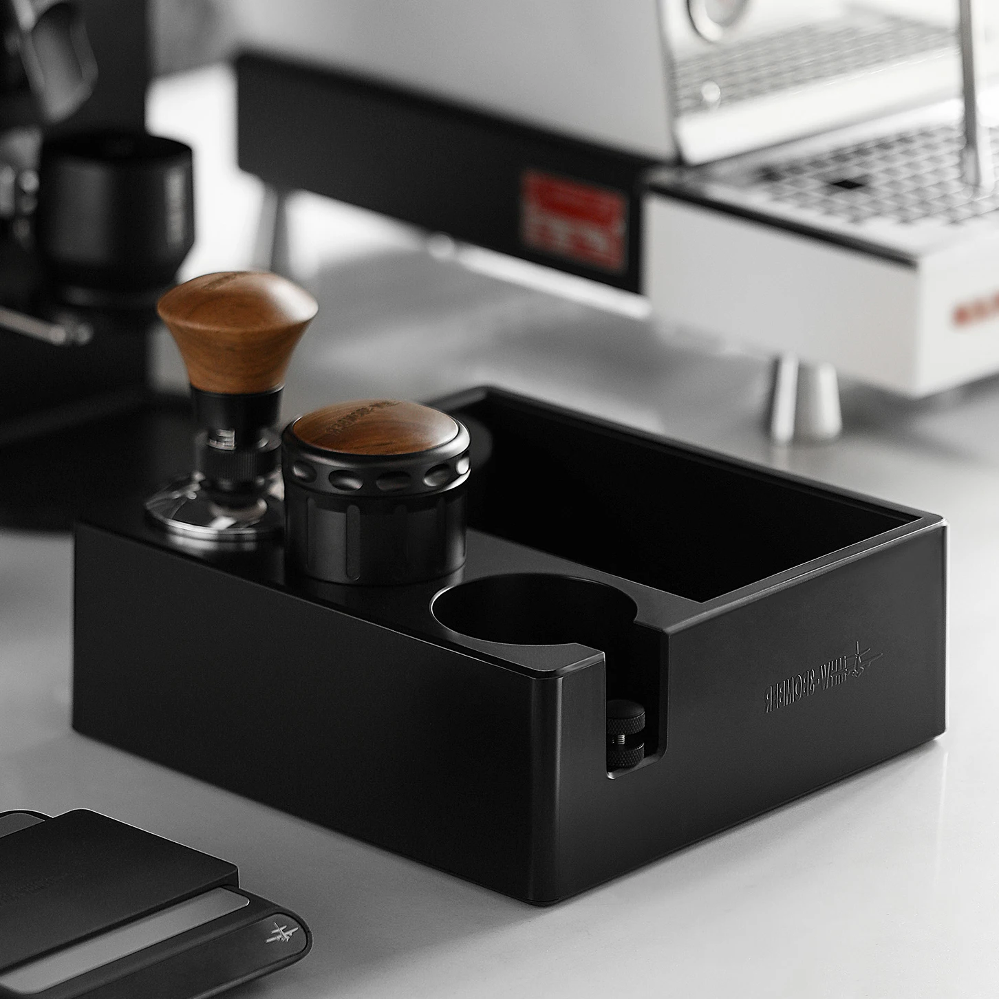 

MHW-3BOMBER Coffee Knock Box ABS Adjustable Tamping Station Fit 51-58mm Espresso Portafilter Barista Coffee Accessories