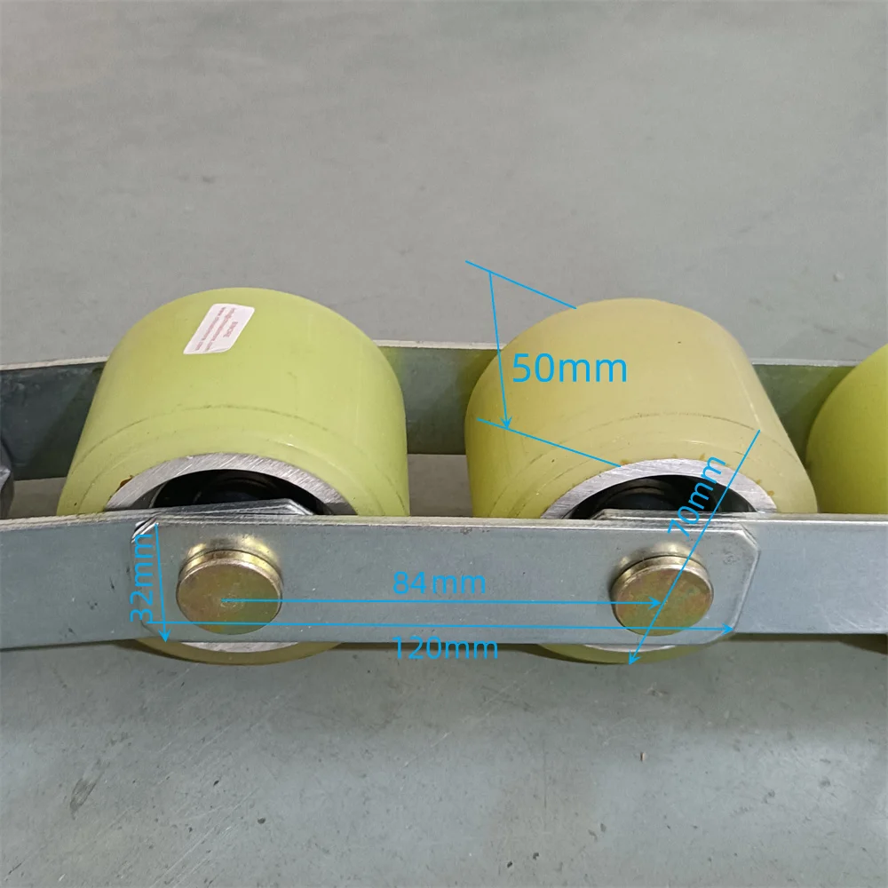 Escalator Handrail Tension Chain Pitch 84mm 5 Rollers 70*50 OD 70mm W 50mm Pitch 85mm