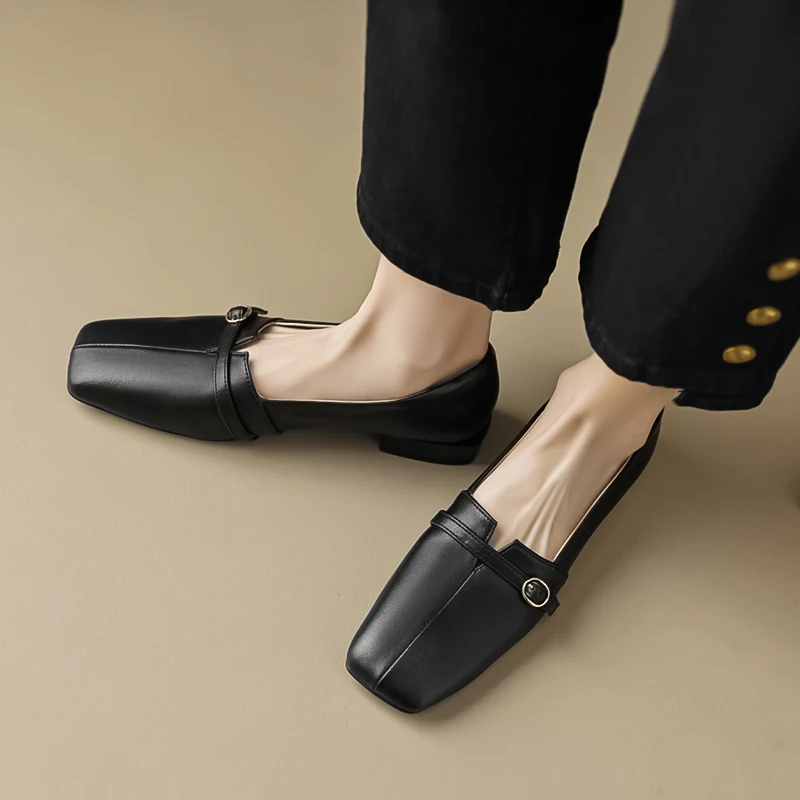 Spring New Square Toe Women's Loafers Shoes Metal Buckle Decorated Low Heels Shoes Women's Leather Shallow Commuting Daily Shoes