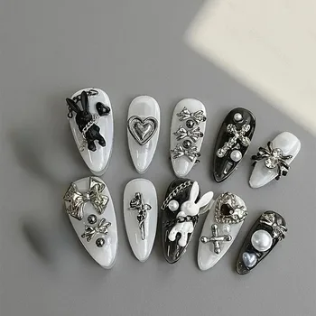 10pcs Black & White Nail Art 1