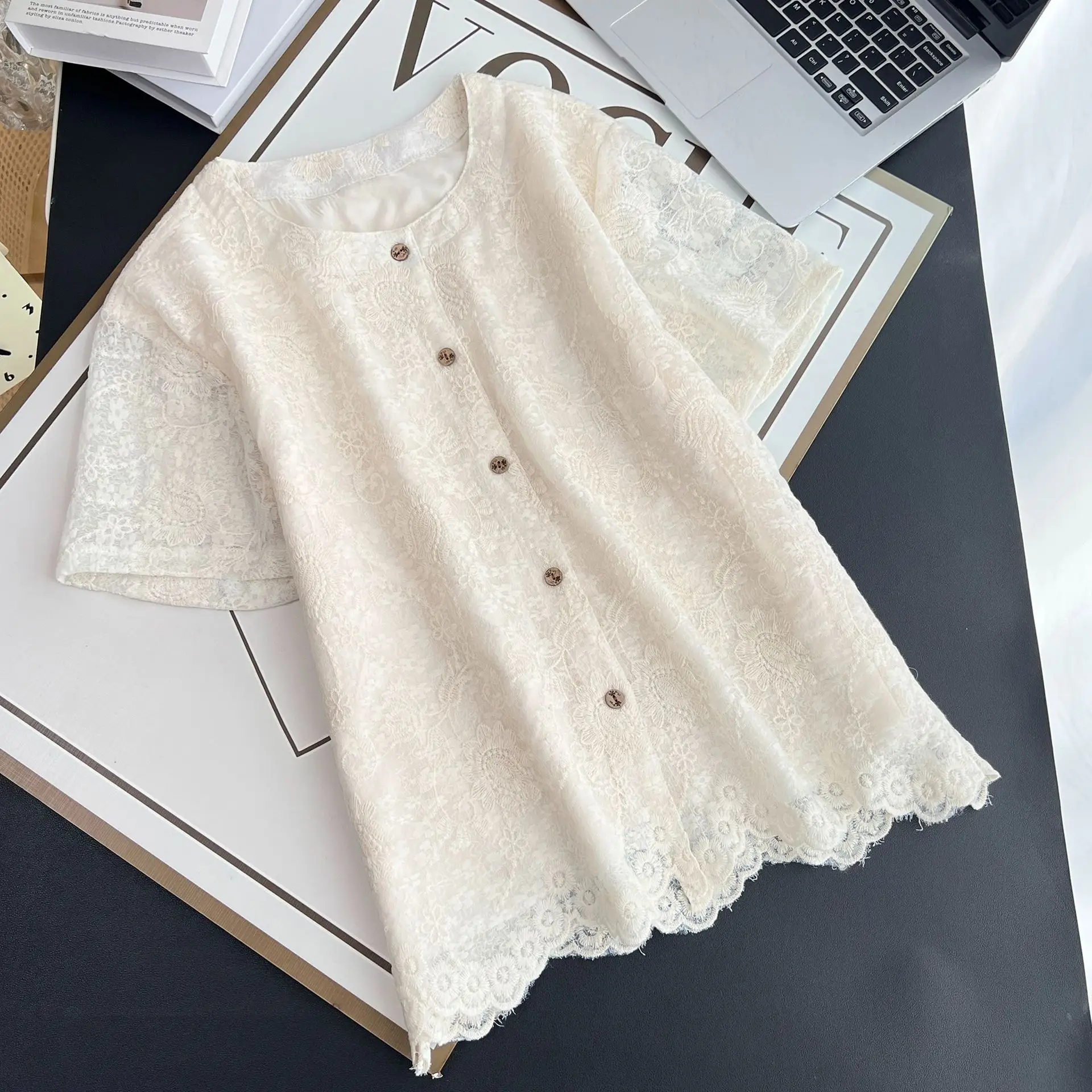 New Summer Blouses Fashion Lace Short Sleeved Shirt For Plus Size Women In 2025 100kg Elegant Tops