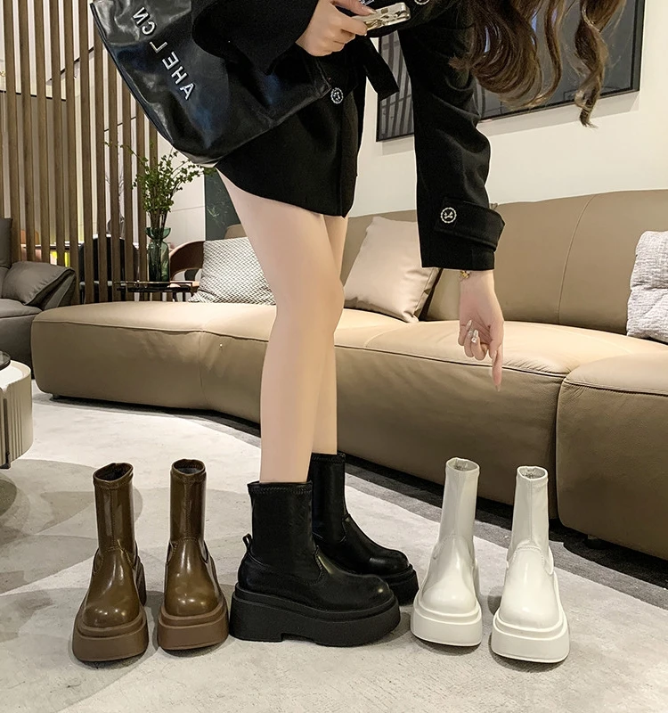 Stivali Donna Nuovo 2023 Scarpe Firmate Di Lusso Zoccoli Piattaforma Tacco Piatto Punta Tonda Rock Fashion Ladies Lolita Gomma Caviglia In Pelle H