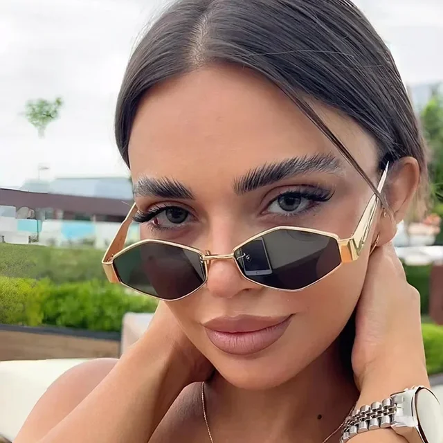 Ladies fashionable sunshade glasses