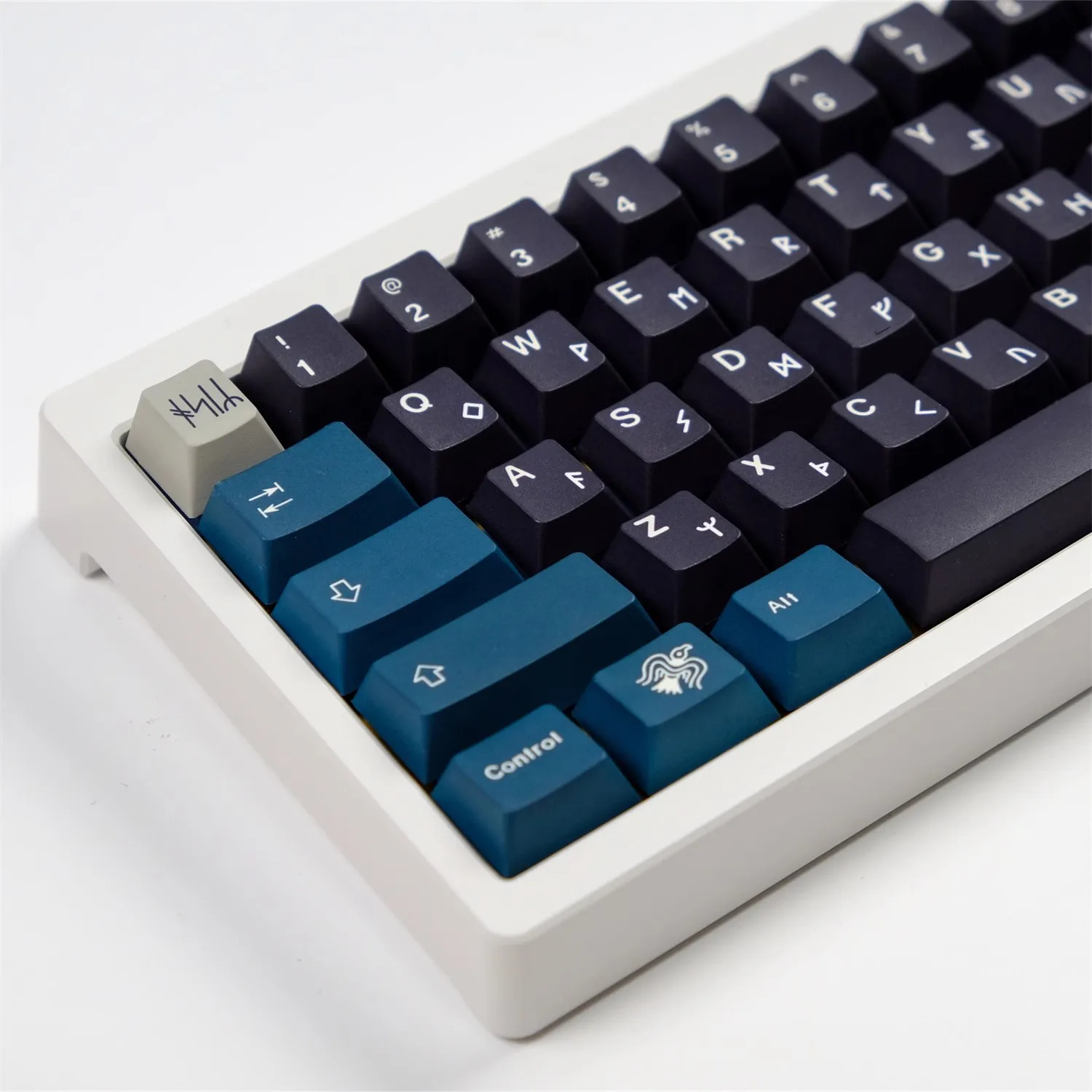 Gmk Norse Keycaps Grupo Pbt Sublimação de Corante à Prova de Luz Perfil Cereja 61 64 68 75 84 87 96 980 104 108 129 Chaves - Imagem 5