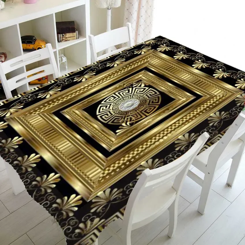 Nappe grecque noire et dorée à cadre rectangulaire
