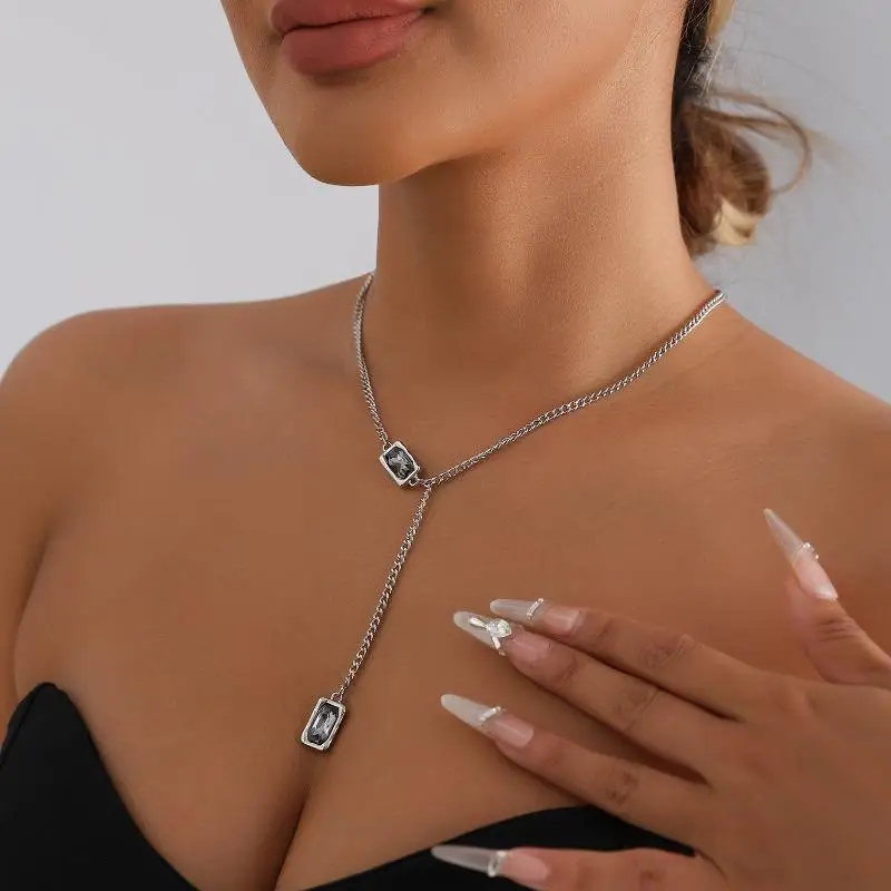 Vintage Black Square Rhinestone Pendant Necklace - Fashion Simple Y-Shape Long Neckline Enhancing Jewelry Gift for Women & Girls