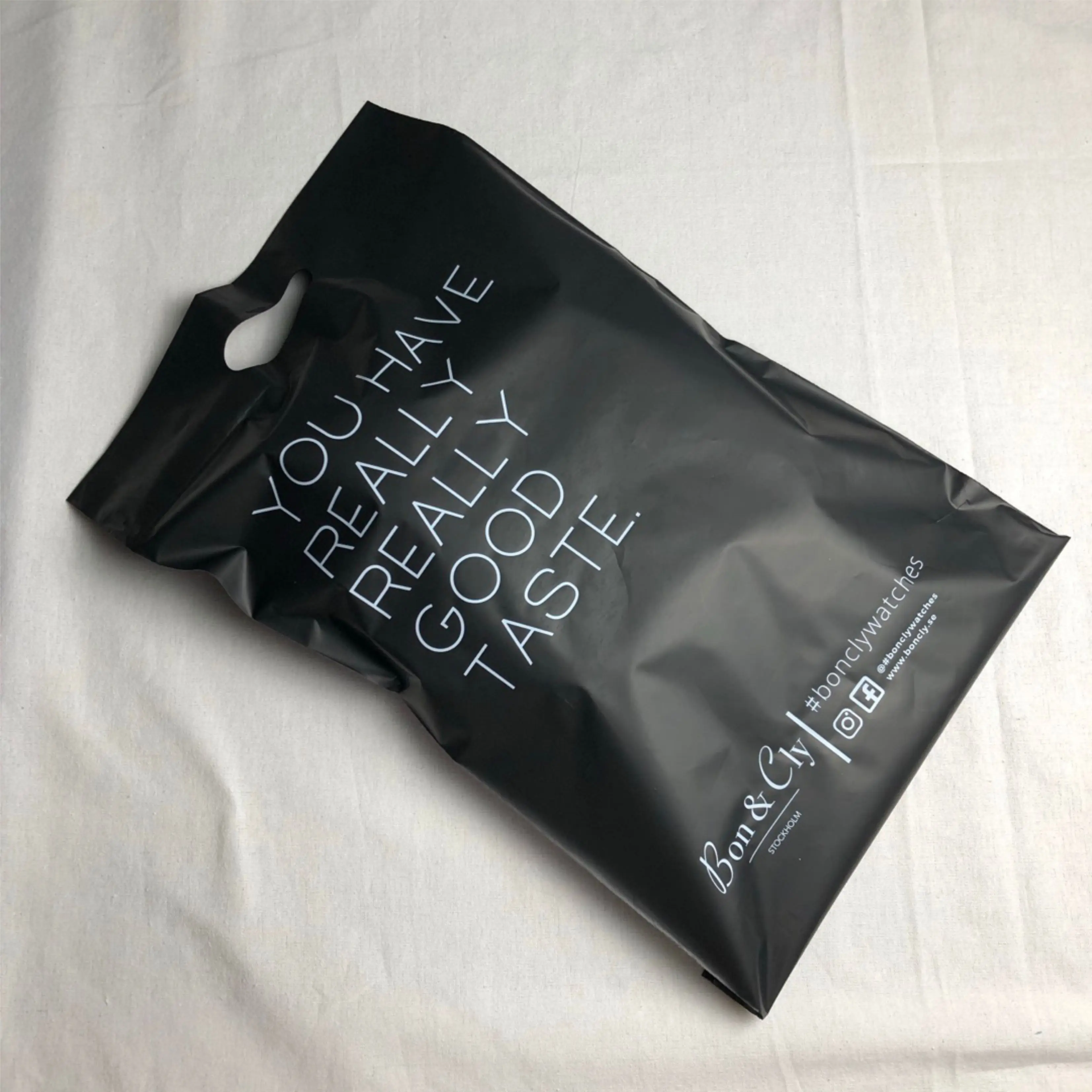 Mailing Bag with Handle, Black, Large Courier Shipping, Eco Postal