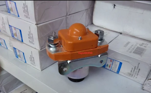 1 Pz Per Il Nuovo Contattore Tianshui 213 Dc Gsz2-400S Dc24V F8