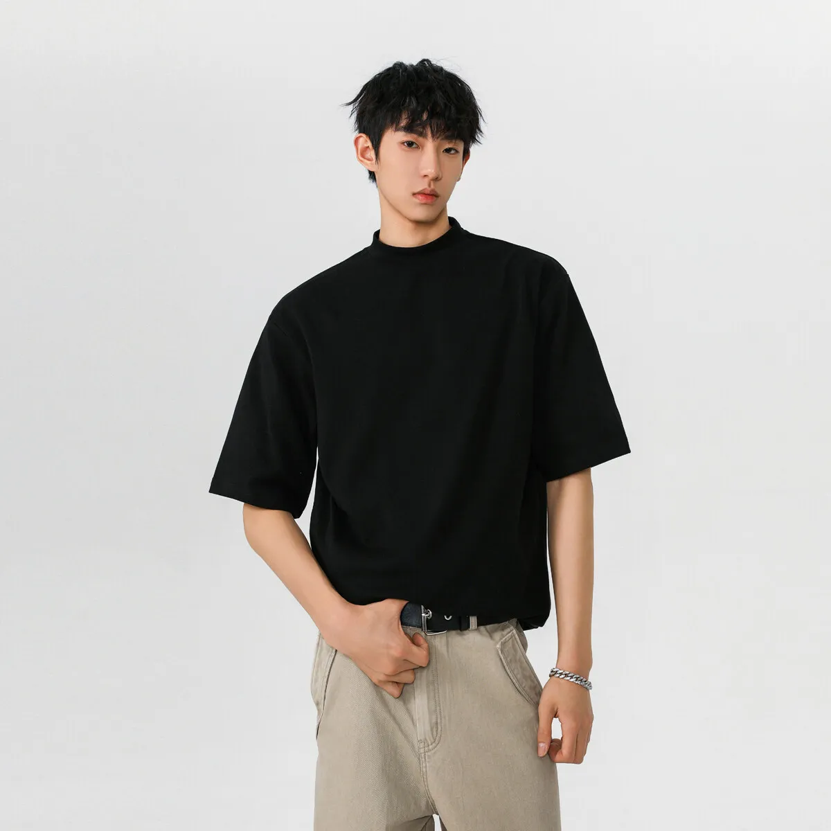 T-shirt da uomo in cotone bianco nero manica corta Sport PALESTRA Corsa T-shirt fitness Top per uomo T-shirt casual con collo a lupetto - immagine 4
