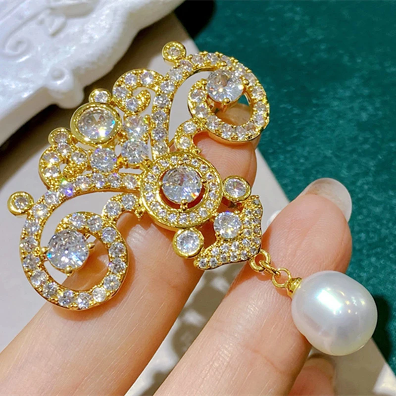 High-grade Female Broche Exquisite Palace Tassels Pearl Brooches Luxury Zircon Flower Dress Coat Accessories Winter New Pins