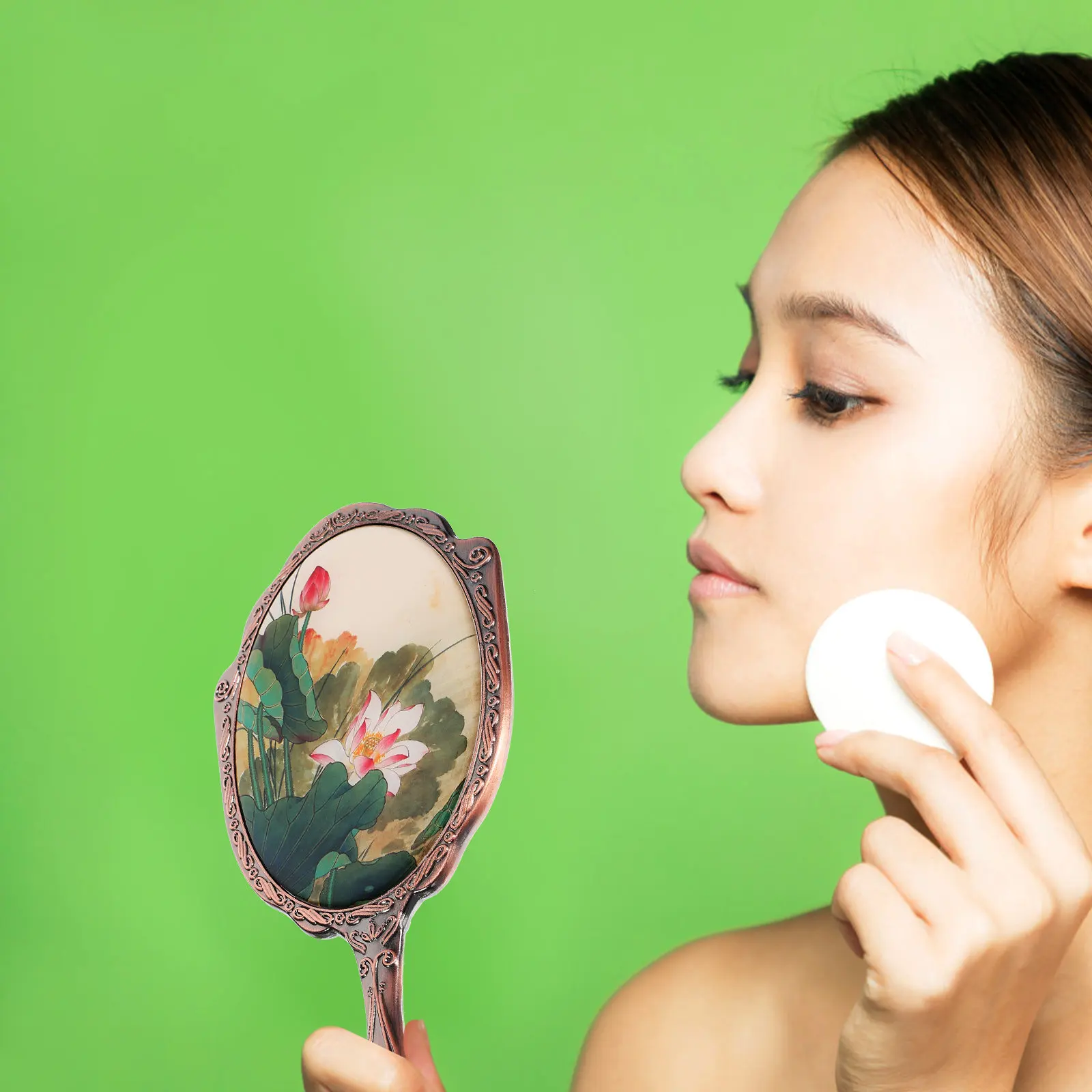 휴대용 핸드헬드 메이크업 거울 빈티지 스타일 꽃 장식 360도 회전 가능한 여성용 컴팩트 메이크업 거울