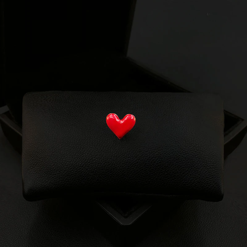 

Mini Cute Red Small Love Brooch Women Suit Corsage Skirt Shirt Collar Anti-Exposure Buckle Safety Pin Artifact Jewelry Gift 5560