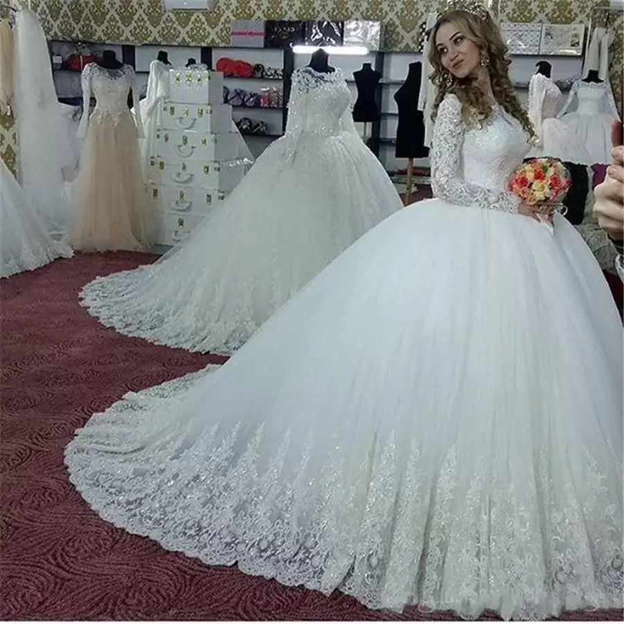 

Vintage Long Sleeves Arabic High Neck Wedding Dresses With Appliques Beaded Long Bridal Ball Gown Wedding Dresses Vestidos