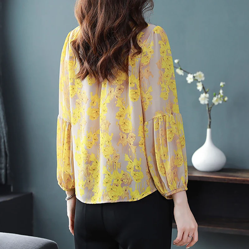 Elegant Female Blouses Floral Print V-neck Thin Puff Three Quarter Sleeve Shirt And Blouses Top Women's Clothing Trend 2024 New