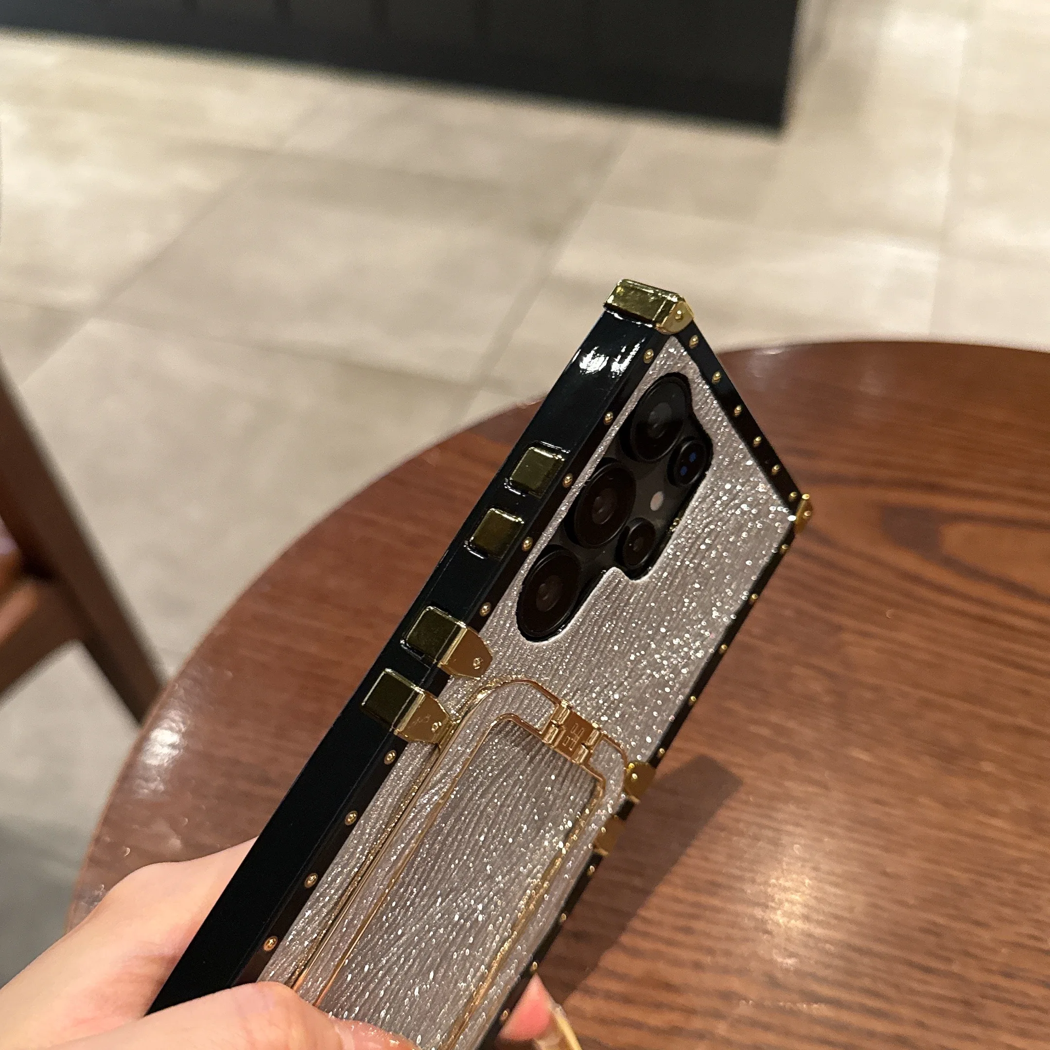 Glitzernde Handyhülle Mit Wellendesign Für Samsung Galaxy Serie_voghion.com