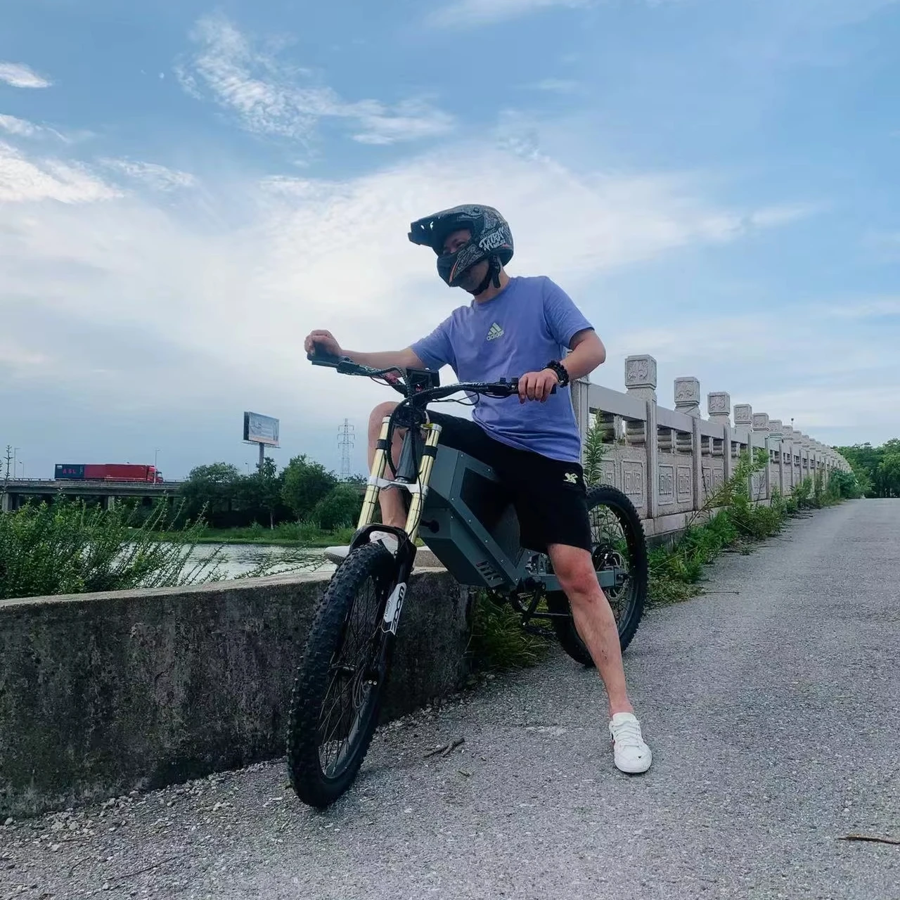 Popular SS60 Electric Mountain Bike 5000w Bomber Bicycle