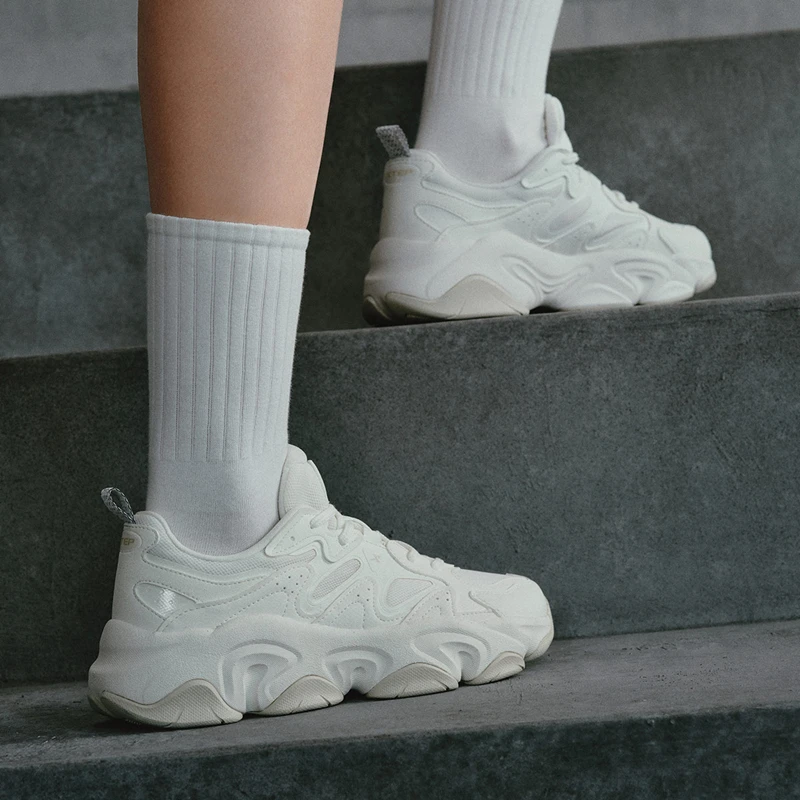 여성을위한 Xtep 캐주얼 신발 여름 레저 Spory 여성 스포츠 신발 안정성 편안한 야외 운동화 876218320039