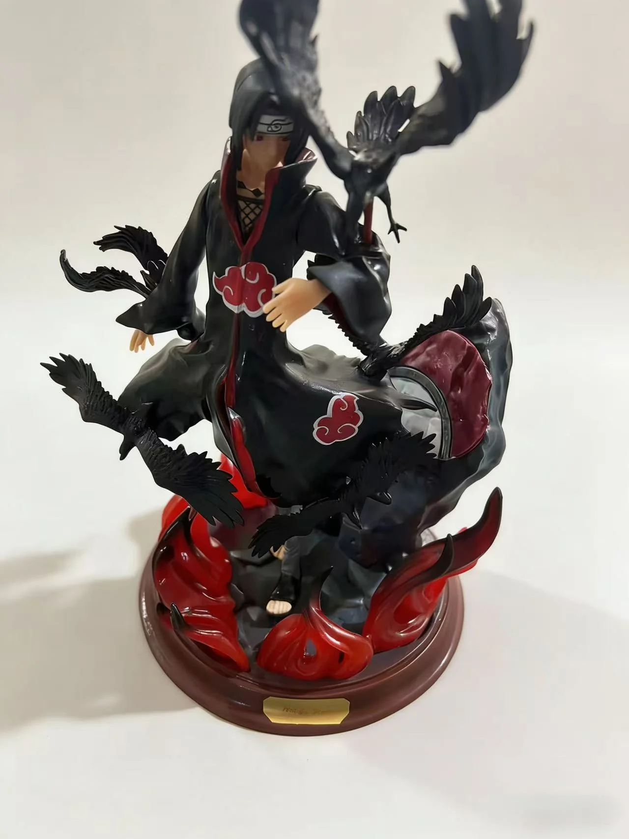 Figurine de dessin animé Naruto Uchiha Itachi, jouet d'action en Pvc, Naruto Shippuden Uchiha Itachi et corbeau, modèle de Collection 25cm