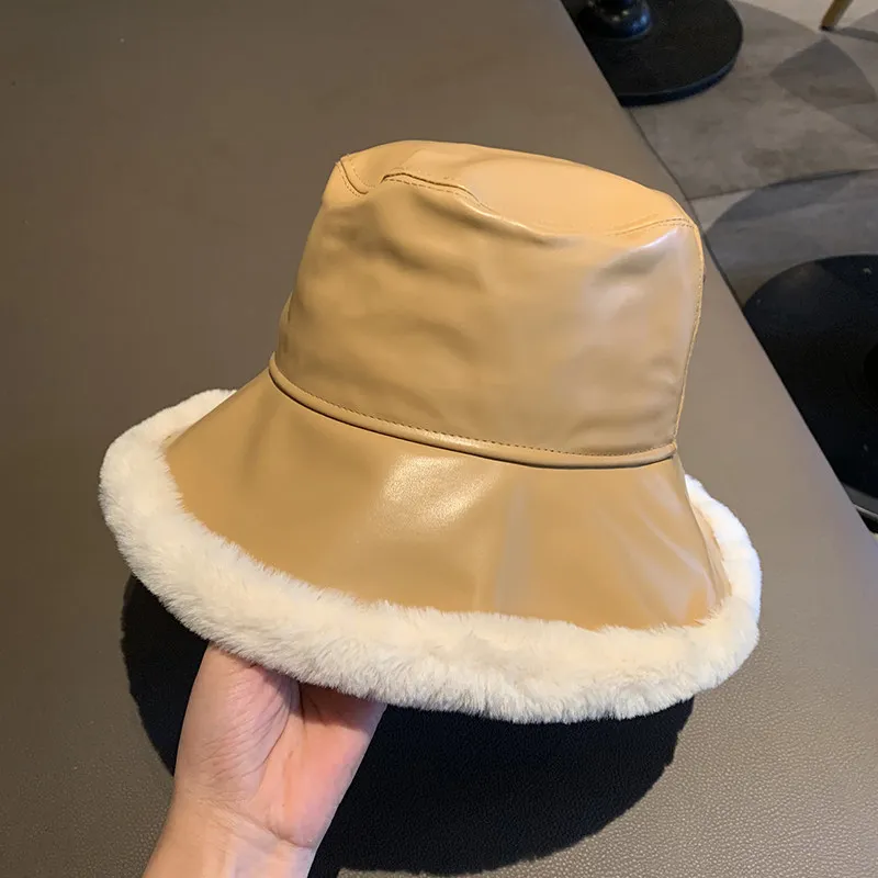 2021 Autumn Winter Bucket Hats Women PU Leather Panama Hat Thick Warm Plush Fisherman Cap for Girl Crimping Basin Hat Kapelusz