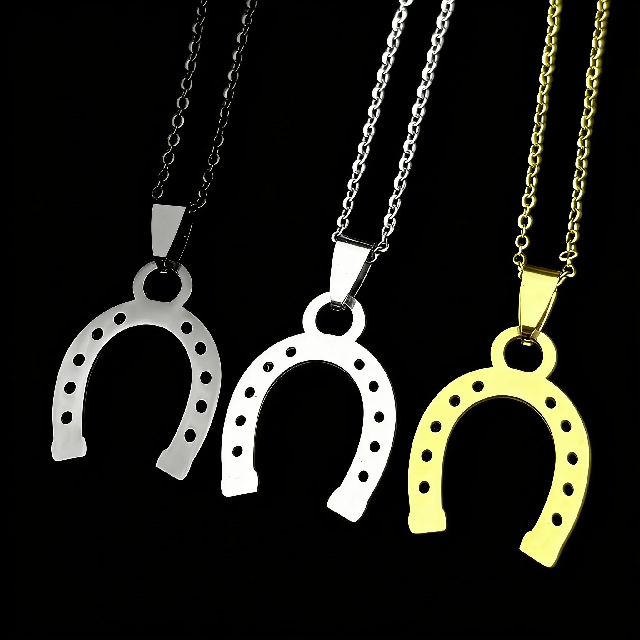 Vintage Glücks-Hufeisen-Anhänger-Halskette für Frauen und Mädchen, Edelstahl, goldfarben, Glücksbringer, modischer Pferde-Tier-Schmuck, Geschenk