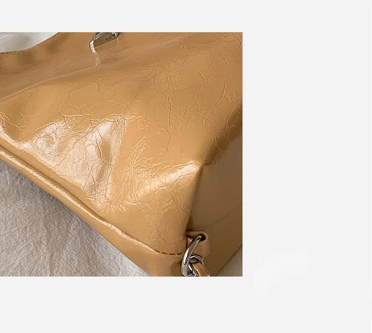 2023 New Hot Selling Women's Bag Soft Leather Large Capacity Backpack Women's Simple One Shoulder Underarm Bag College Student Class Tote Bag_voghion.com