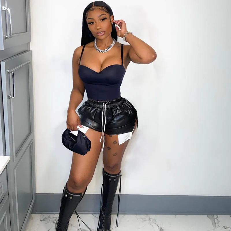 Streetwear Pu Fuax Pantaloncini In Pelle Abbigliamento Donna Irregolare Patchwork Coulisse Elastico In Vita Fondo Corto Pantalones Cortos