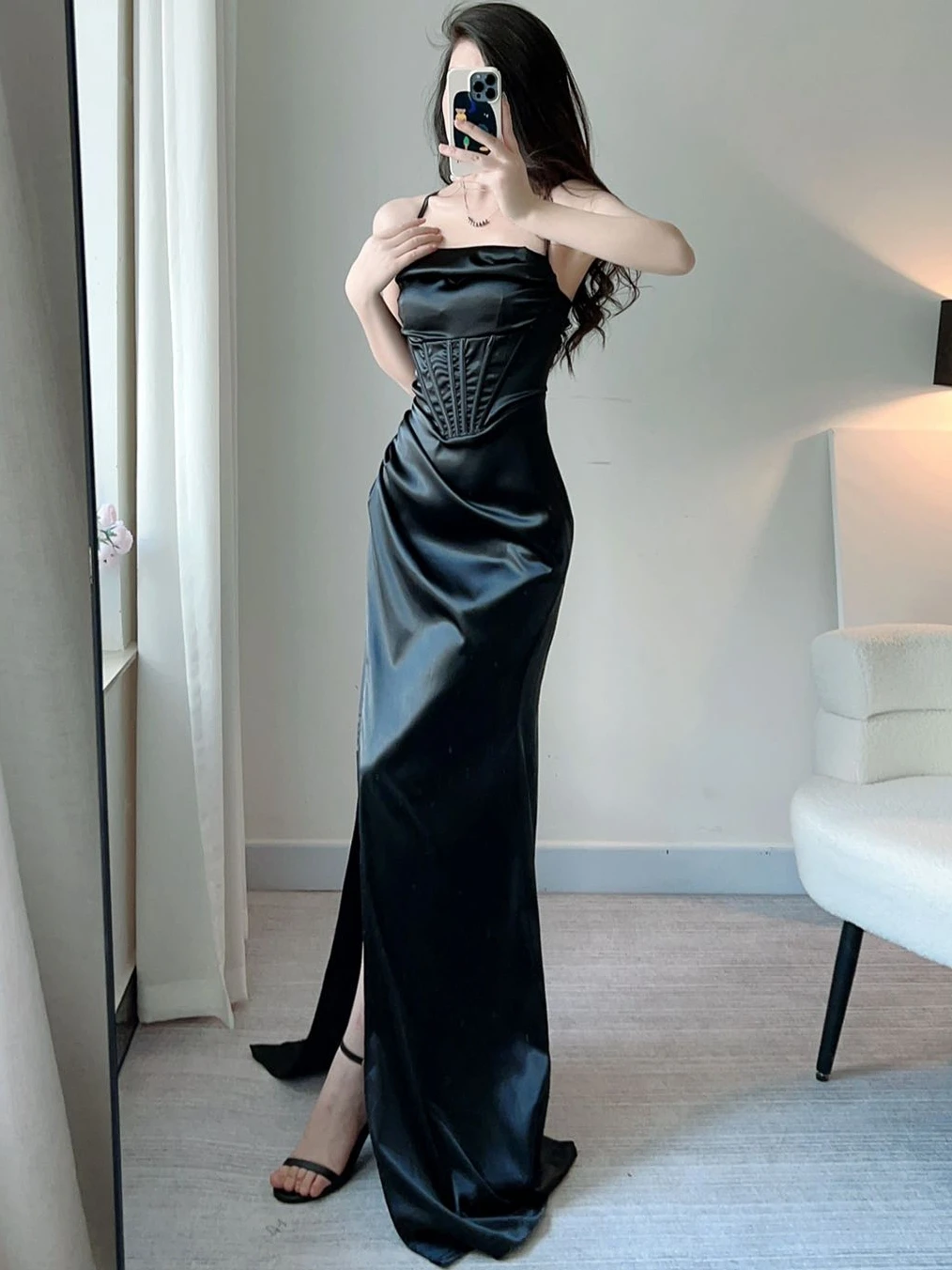 

Elegant Black Backless Halterneck Corset Prom Gown with Leg Split Sleeveless Maxi Evening Party Dress Fashion Women's Outfit