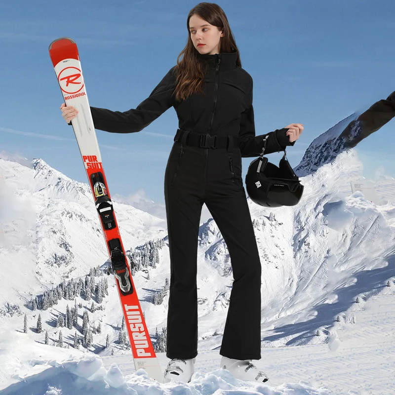 Combinaison de ski femme une pièce avec capuche à fourrure • Ma Combi