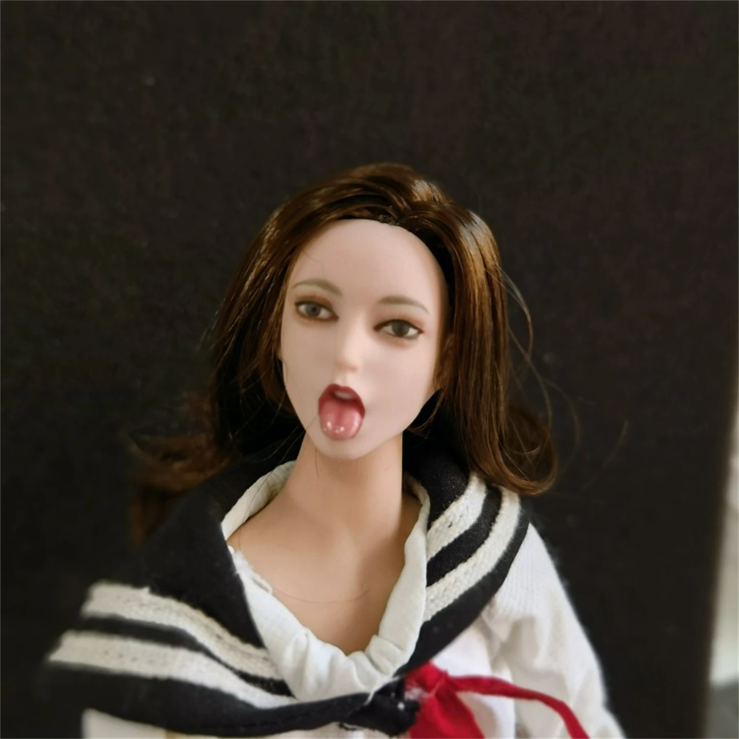 

1/6 выплюснутый язык девушка голова Лепка модель подходит для 12 дюймов TBLeague бледная экшн-фигурка