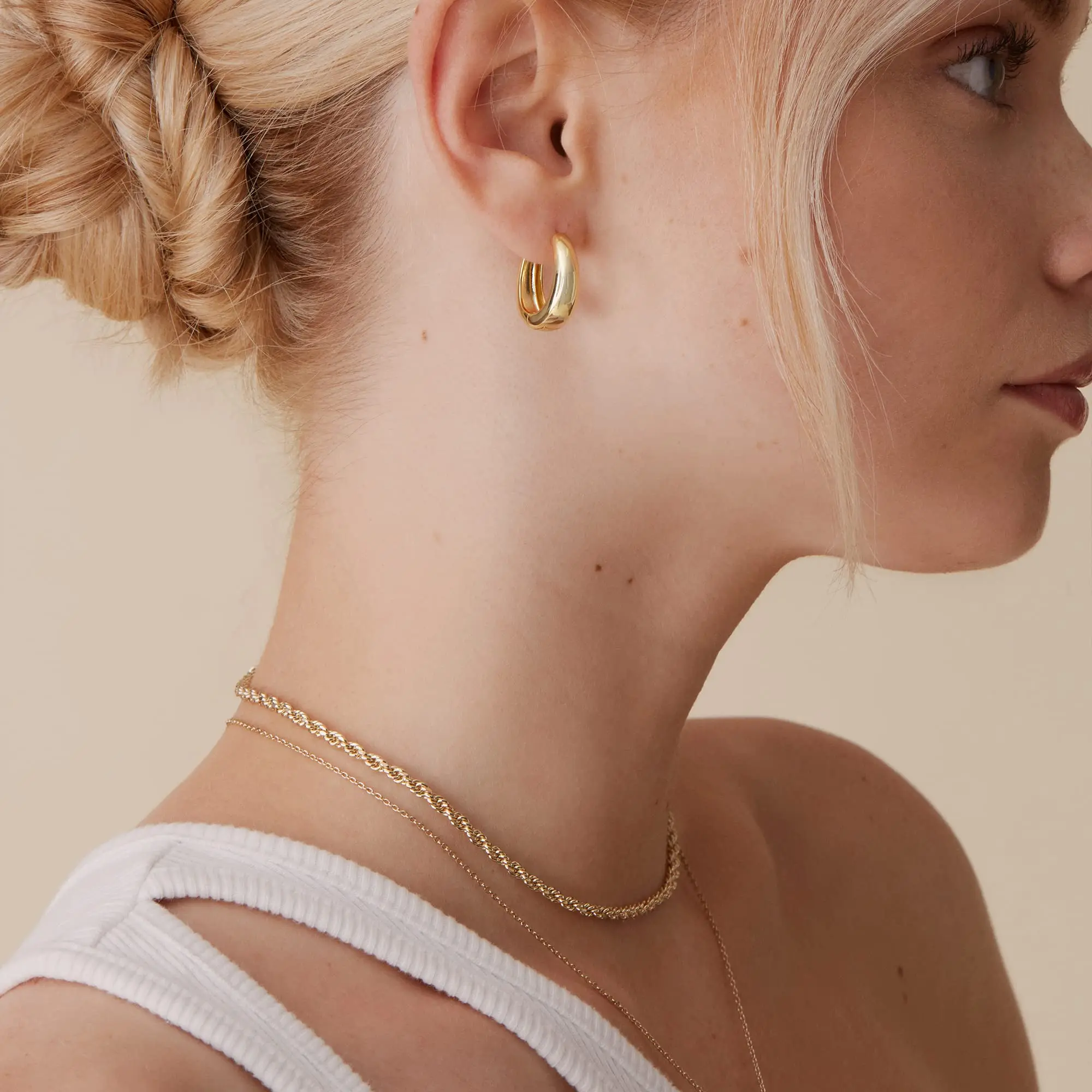 Eavva 14K Gold Plated Small Chunky Hoops Earrings for Women Classic Thick Lightweight Gold Earrings With Sterling Silver Post 5