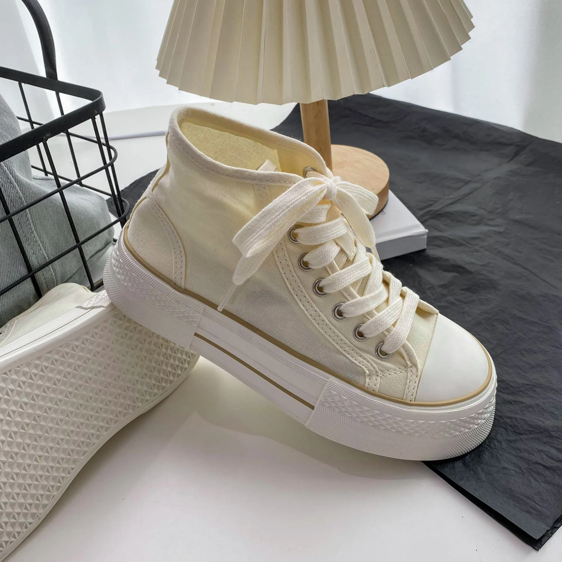 Pink Canvas Sneakers - Pimsolls