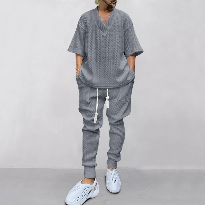 

2023 Fall New Three-dimensional Jacquard Set High-end Luxury Top V-Neck Premium Loose Two-Piece Nike Fashion Adidas and Burberry