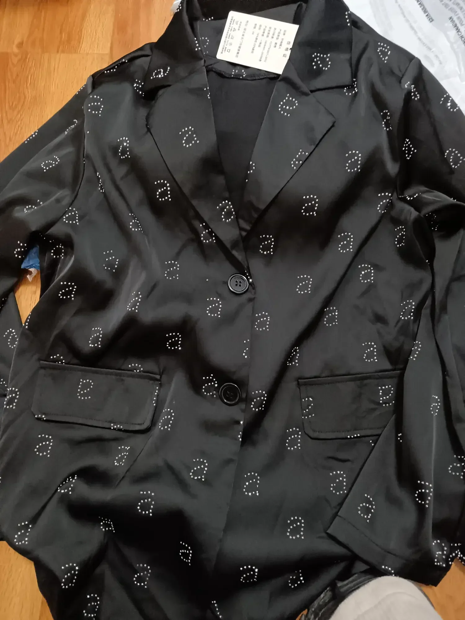 New Early Spring New Style, Light Luxury and High Quality, Heavy Industry Letter Hot Diamond Top, Suit Coat, Pants, Slimming Set