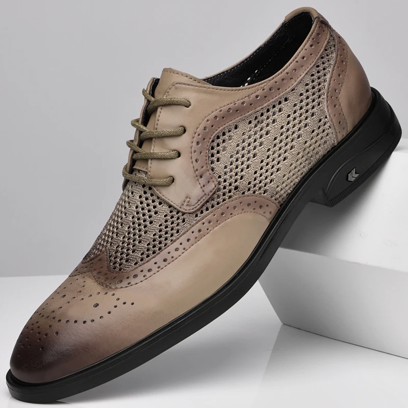 

Luxury Pointed Thick Soled Men's Leather Shoes with Lace Up Oxford Shoes Designer Men's Shoes Fashion New Hollow Out Men's Shoes