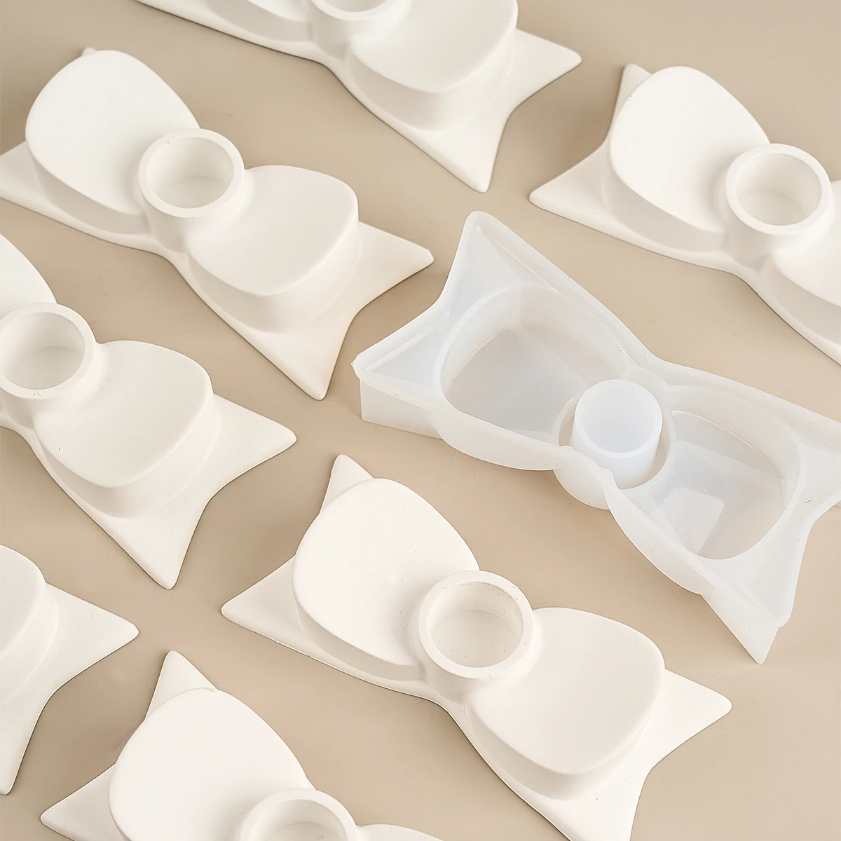3D Bow Candle Holder Silicone Mold DIY Dinner Ornaments Bowtie Candlestick Making Plaster Resin Casting Molds Home Crafts Decor silicone mold