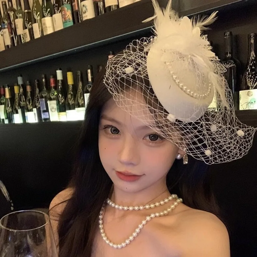 New Elegant Bridal Headwear Vintage Pearl Flower Pillbox Hats Temperament Mesh Fascinators Hat For Women