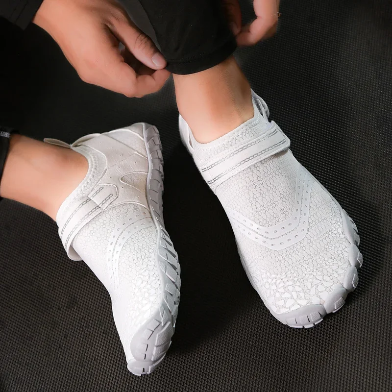 Indoor Fitness Shoes Men's Women's Jump Rope Shoes Silent Running Machine Gym Training Yoga Five-Finger Sports