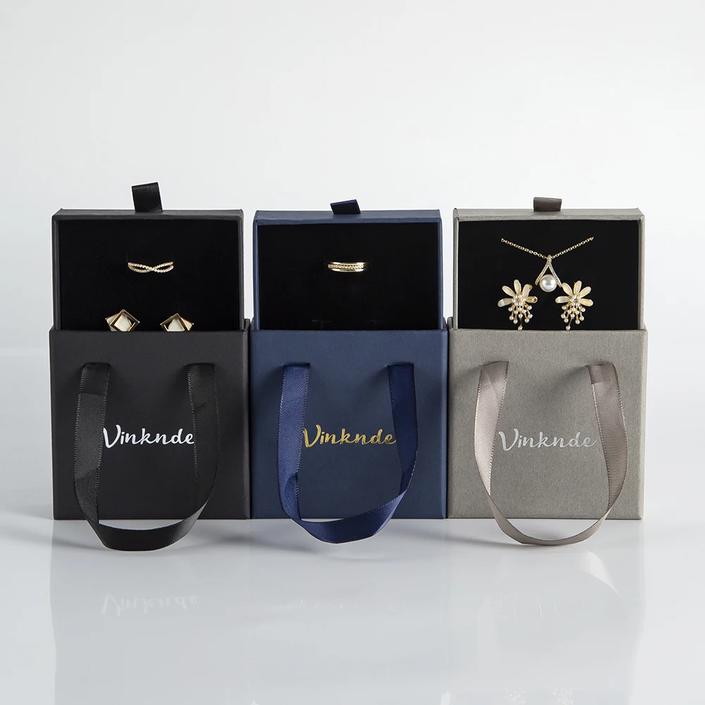 100pcs Custom Beige Jewelry Box Luxury Cardboard Drawer Tote Storage Box with Handle Necklace Ring Earring Box With Your Logo
