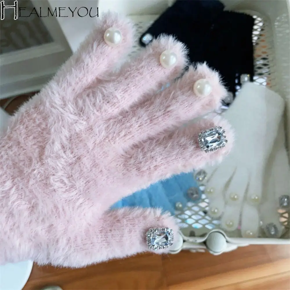 Girls Rhinestone Pearl Nail Decoration Plush Gloves Winter Warm Knitted Gloves Outdoor Windproof Gloves