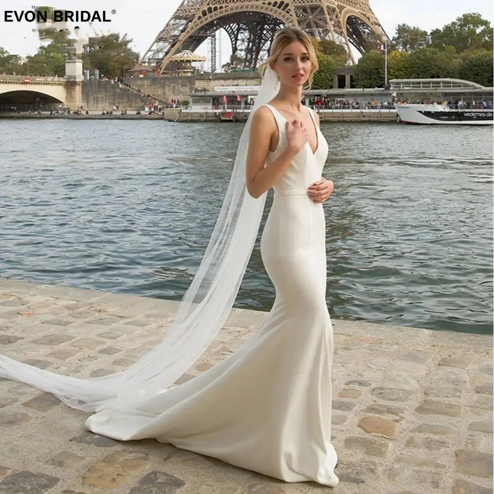 

EVON BRIDAL Simple V-Neck Modest Spaghetti Straps Wedding Dresses for Women Floor Length Backless Stain Appliques Prom Dresses