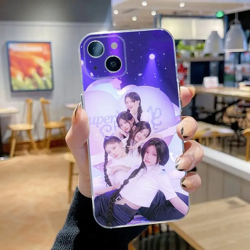 Чехол для телефона KPOP I-ILLIT для iPhone 15,14,13,12,11 Plus,Pro,Max,XR,XS,X,7,8 Plus,SE, мини прозрачный силиконовый мягкий (art.: 3920c784fb729) - 3920c784fb729