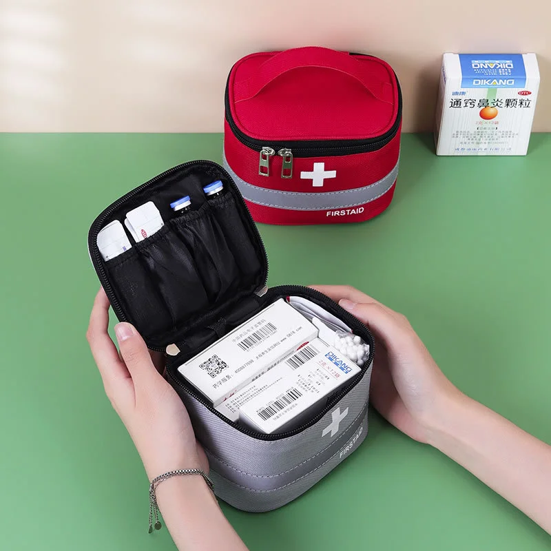 

First Aid Kit Medicine Storage Bag Portable Outdoor Rescue Bag Household Children's Large Capacity Medical Kit Storage Organizer