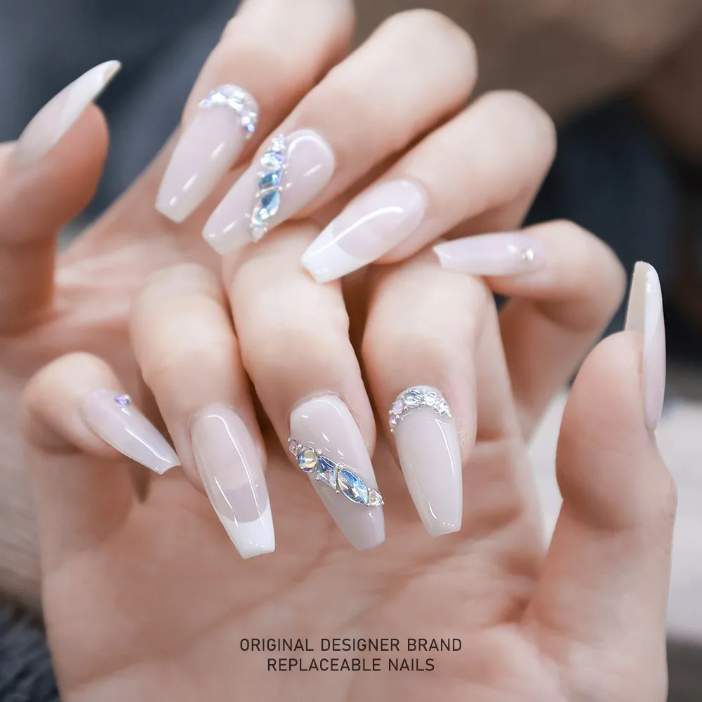 

ZIIIBEYOND Lan Xinhui quality nail art handmade wearing nail French white sparkling diamond elegant nail art ladder ZB69