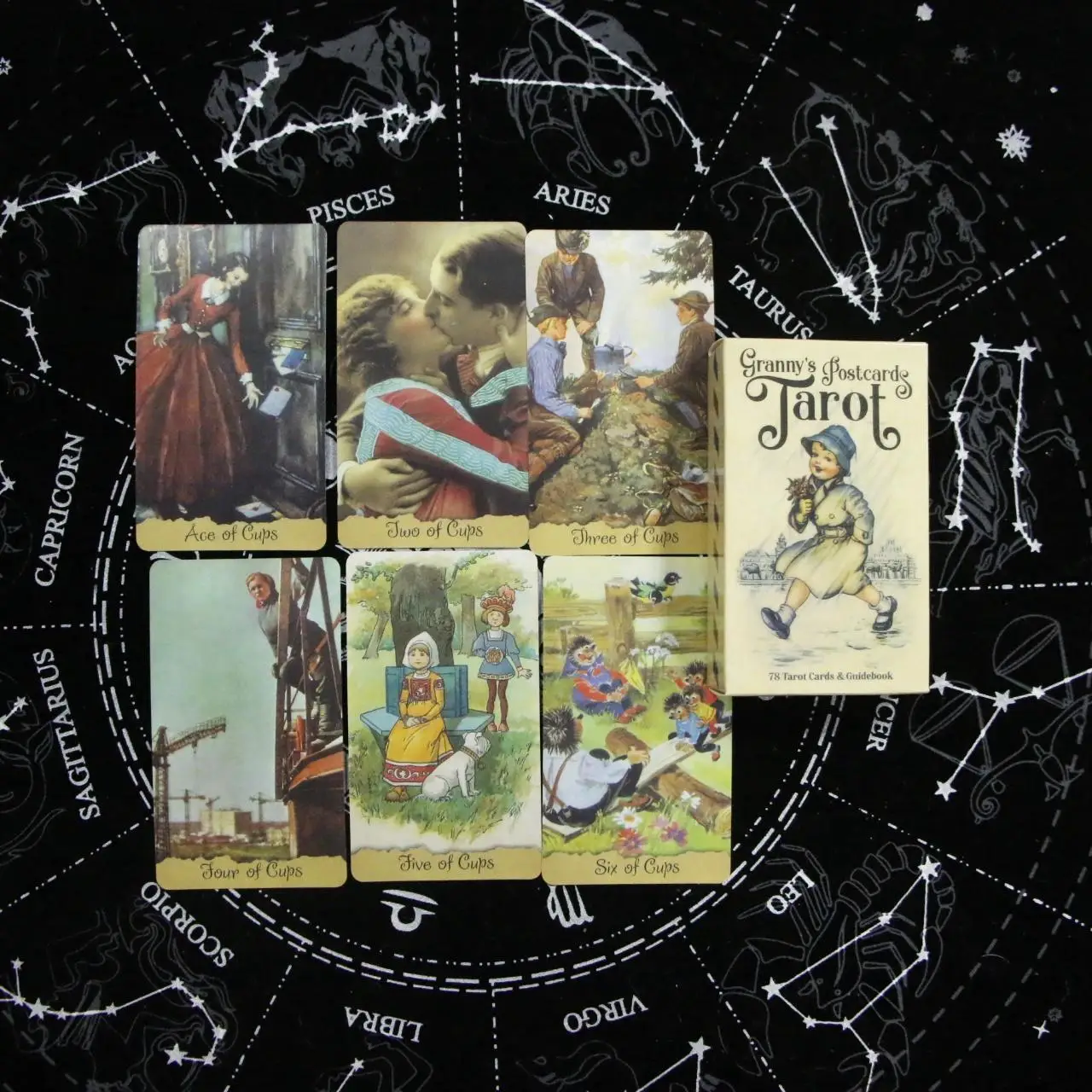 10.3*6cm Granny’s Postcards Tarot 3