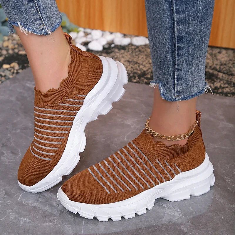 

Fashion Plus Size 42 Women Shoes 2023 New Thick Sole Elevated Sneakers Women Mesh Breathable Comfortable Flat Shoes for Women