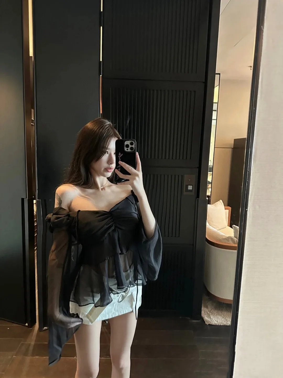 

2024 Spring and Summer New Women's Romantic Style Elegant Fashion Tops 3-22