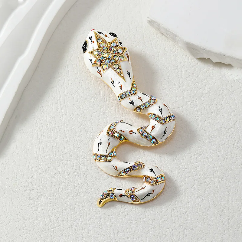 

Vivid Enamel Crystal Stone Snake Brooch Can Be Used As Anecklaces Colored Cobra Multi-pin Coat Suit Sweater Exaggerated Corsage
