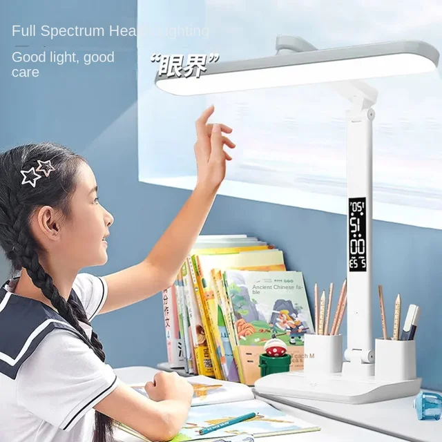 Lampada da scrivania per studenti con orologio a LED, lampada da lettura dimmerabile per la cura degli occhi, ricaricabile tramite USB e plug-in CA, doppia testa 180 °   Girevole per 5