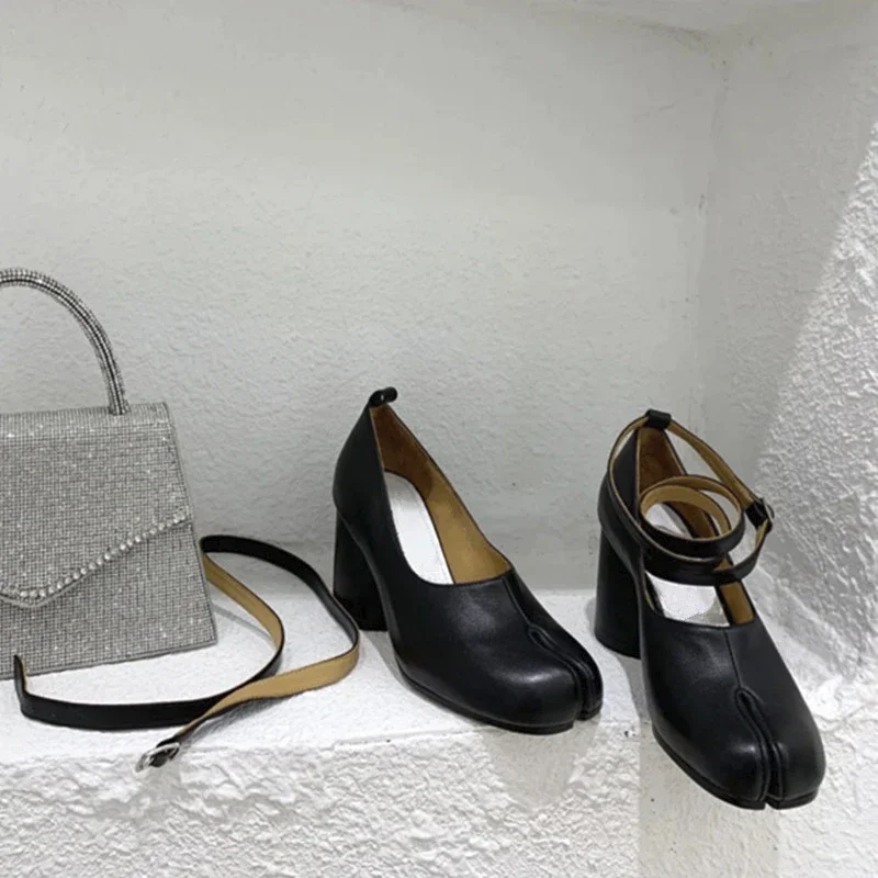 2024 Vintage Spring Fashion Slipt Toe Women Pumps Chunky Round Strap Buckle High Heels Red Leather Brand Design Shoes Women 6